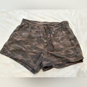 Athleta Camo Farallon Shorts